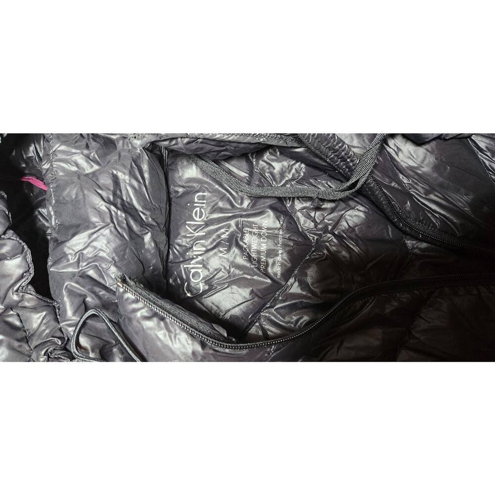 Calvin Klein Down Puffer Long Jacket Medium Black Packable Quilted Hooded Zipped - Picture 5 of 5